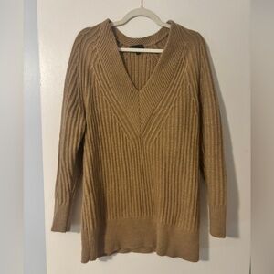 Banana Republic Camel V-Neck Sweater, Size S